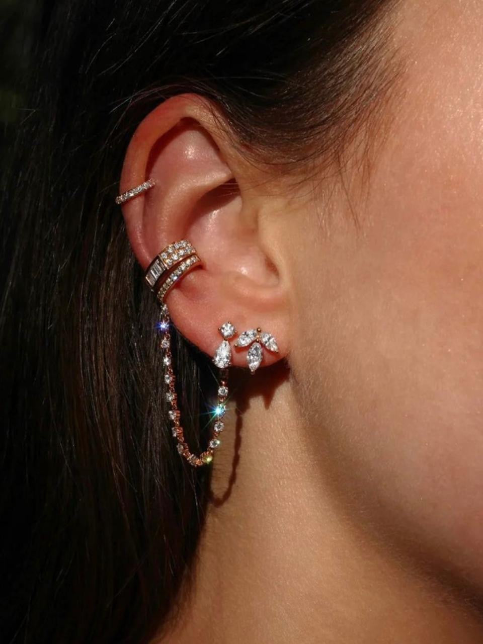 BOUCLES D'OREILLES